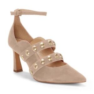 VINCE CAMUTO Krellen Pointed-Toe Studded Pumps Size 7.5